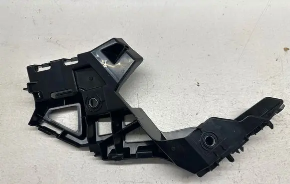 Front bumper mounting bracket