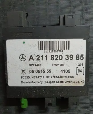 Mercedes-Benz CLS C219 Keyless (KESSY) go control unit/module A2118203985