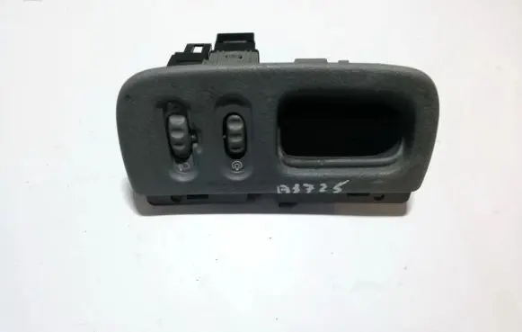 Renault Scenic I Headlight level height control switch 8200171269 43069432134