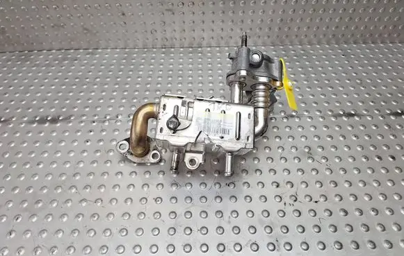 Toyota Corolla E140 E150 EGR valve cooler 25601-33060-B