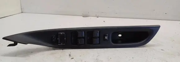 Mazda 6 Electric window control switch GJ6A684L6