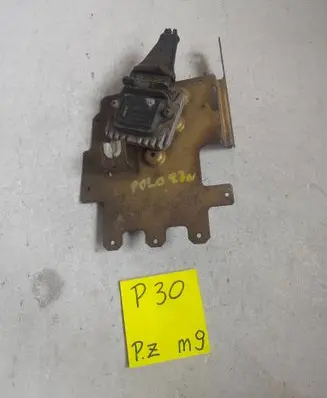 Volkswagen Polo III 6N 6N2 6NF Combustion control unit/module 23847823
