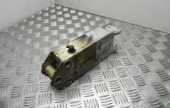 BMW 5 F10 F11 Other center console (tunnel) element 6018858 VD17591