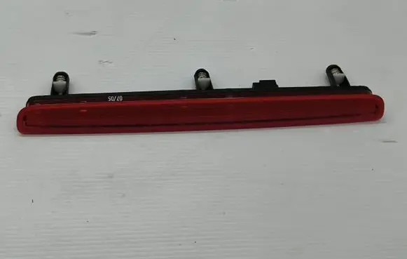 Volkswagen Multivan T5 Third/center stoplight 7E0945097