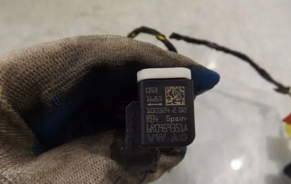 Skoda Fabia Mk2 (5J) Airbag deployment crash/impact sensor 6R0959351A