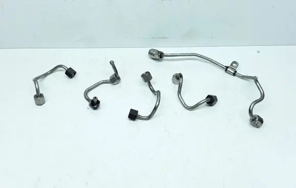Volvo V60 Fuel injector supply line/pipe 31303505 31405314