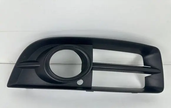 Audi A3 S3 A3 Sportback 8P Front fog light trim/grill 8P4807682E