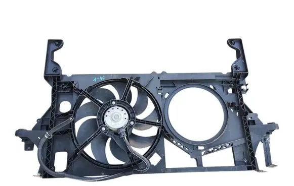 Renault Master II Radiator cooling fan shroud 