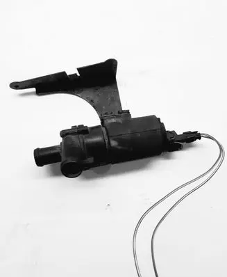 Opel Vectra B Electric auxiliary coolant/water pump PA66MF40