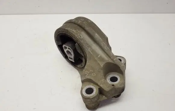 Chevrolet Captiva Engine mount bracket X01187