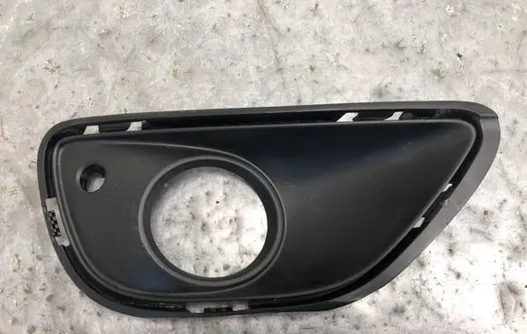 Porsche Cayenne (92A) Front fog light trim/grill 7P5807824BILI 7P5807824