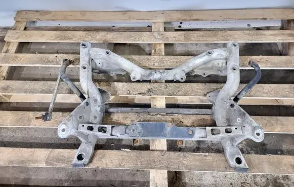 Mercedes-Benz C W204 Front subframe