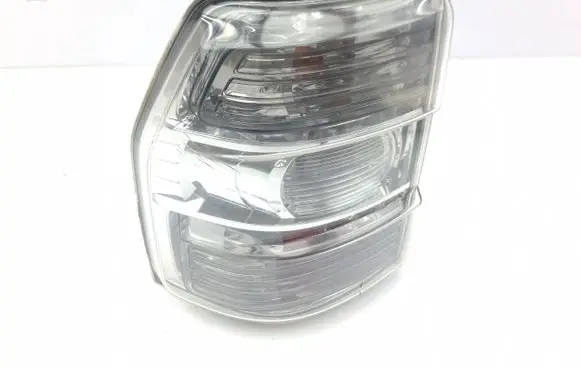 Mitsubishi Pajero Rear/tail lights