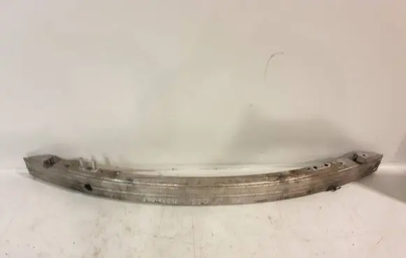 Mercedes-Benz CLS C219 Front bumper cross member