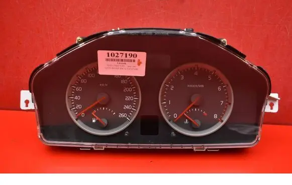 Volvo S40 Speedometer (instrument cluster) 30710071