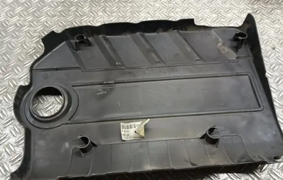 Engine cover (trim)