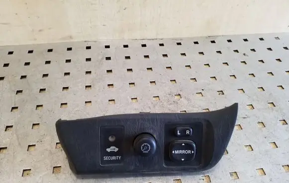 Toyota RAV 4 (XA20) Wing mirror switch 5544642010
