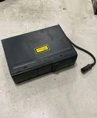 Audi A6 S6 C5 4B CD/DVD changer 