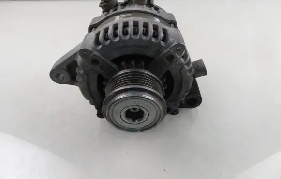 Toyota Corolla E120 E130 Generator/alternator