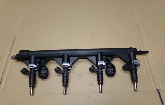 Peugeot 207 Fuel main line pipe 757564580