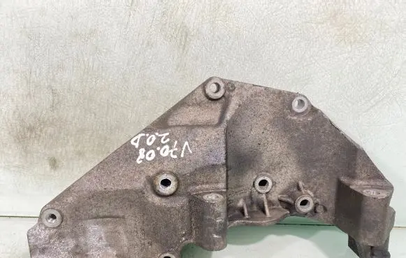 Volvo V70 Engine mounting bracket 9662533080 30777382