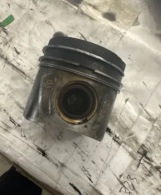 Mercedes-Benz GLC X253 C253 Piston 8349F