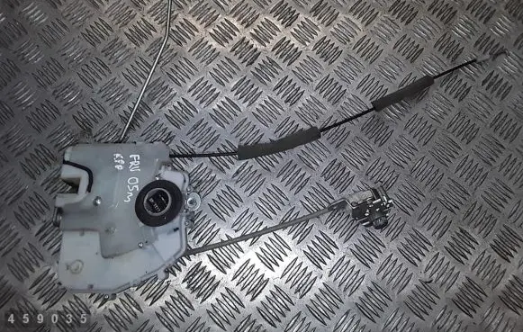Honda FR-V Front door lock