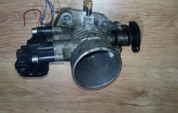 KIA Rio Throttle valve 0k24720660 m280140571