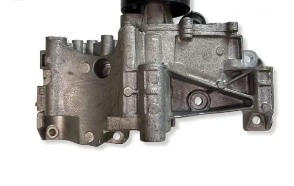 BMW 2 G42 Water pump 8650988