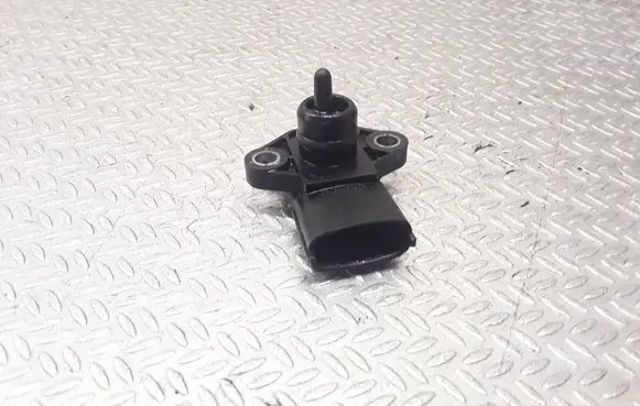 KIA Carens II Air pressure sensor 3930084400