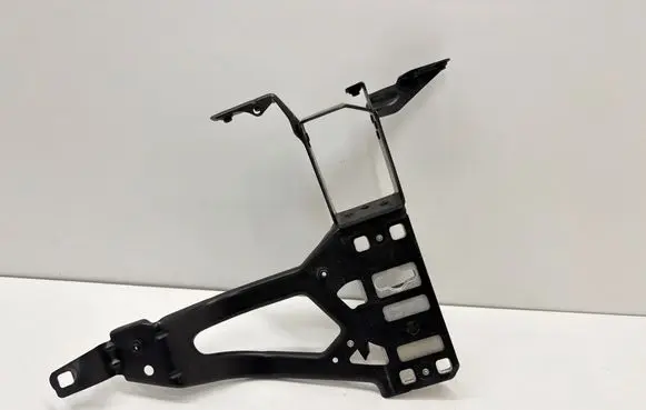 BMW 5 E60 E61 Front bumper mounting bracket 7163483 112673