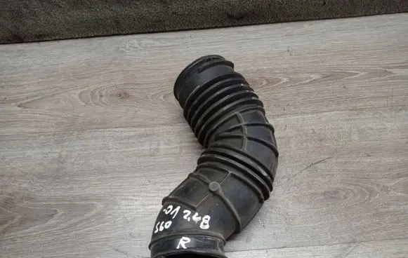 Volvo S60 Air intake hose/pipe 8649258
