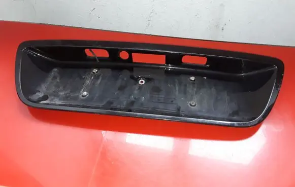 Mercedes-Benz C W203 Trunk door license plate light bar A2037500881