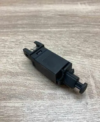 Volkswagen Sharan Brake pedal sensor switch V10730088 987069823