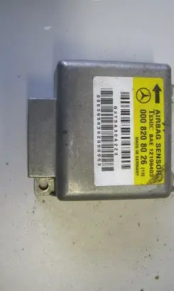 Mercedes-Benz C W202 Airbag control unit/module 0008208026