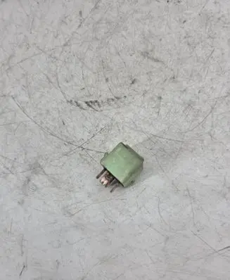 BMW 5 E34 Other relay 23134B593222 8366600