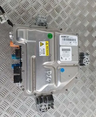 DS Automobiles 4 II Voltage converter inverter 9851535980