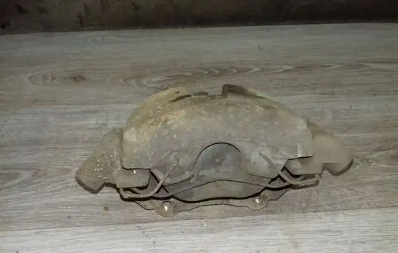 Volvo V50 Rear brake caliper