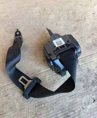 BMW 5 G30 G31 G38 Rear seatbelt S3742999905 18B199KA0267