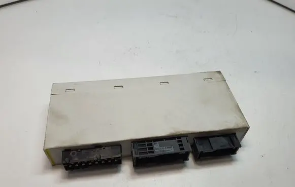 BMW 3 E46 Central body control module 6944843 61356944843