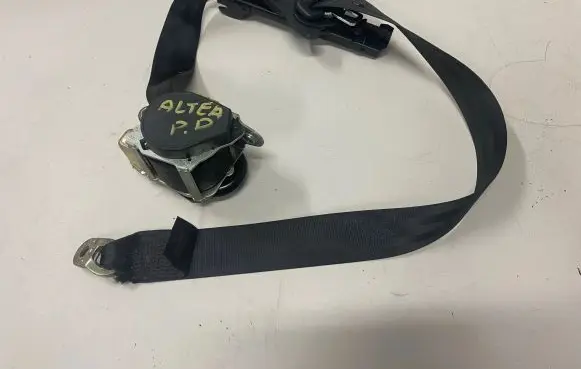 Seat Altea Front seatbelt 5425650