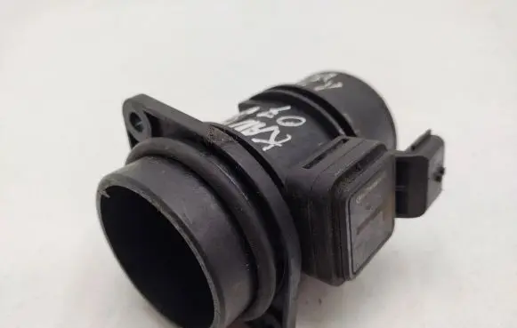 Renault Kangoo II Mass air flow meter 5WK97006 007033386 H8200357204