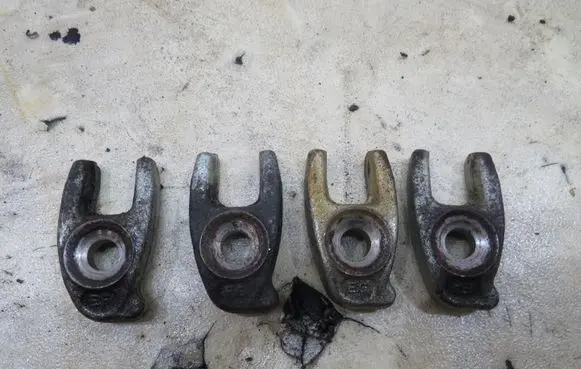 Nissan Qashqai Fuel Injector clamp holder KRIS235789