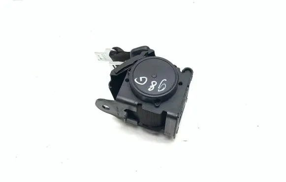 BMW 5 G30 G31 G38 Middle seatbelt (rear) 633900400B S5743006104