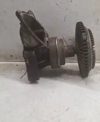 BMW 5 E39 Water pump 02032616 2249216 11522249216
