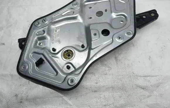 Skoda Yeti (5L) Front window lifting mechanism without motor 5L0837401A 1021912558105