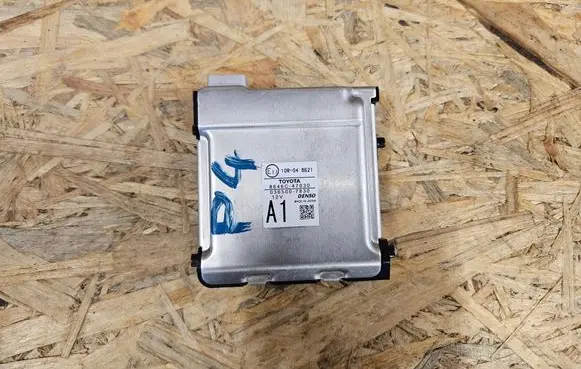 Toyota Prius (XW50) Windshield/windscreen camera 8646c-47030