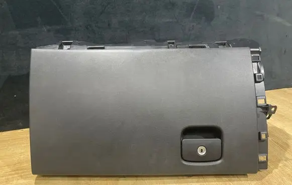 Land Rover Range Rover Velar Glove box J8A2060K63A