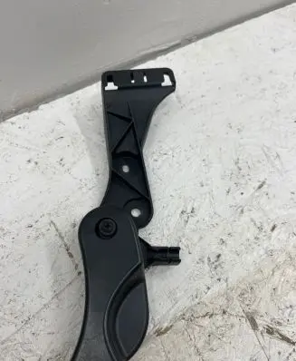 BMW 1 F20 F21 Engine bonnet (hood) release handle 7326365 PA6GF30