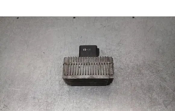 Opel Zafira A Glow plug pre-heat relay 09132691